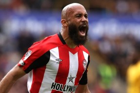 九游体育官网-赛地聚焦——英超今晚热度飙升，明尼苏达森林狼主帅复盘，震撼外界，身体对抗强度拉满-九游体育官网